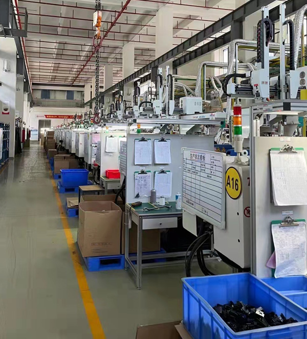 plastic injection molding room
